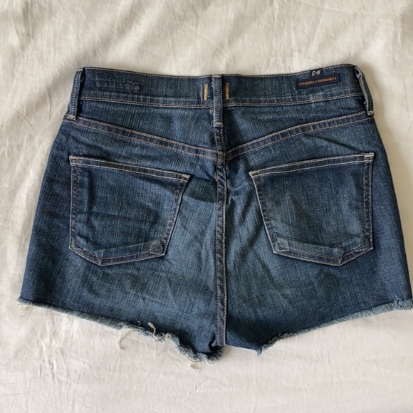 Citizen of Humanity High Rise Short, size 25 - Picture 3 of 4